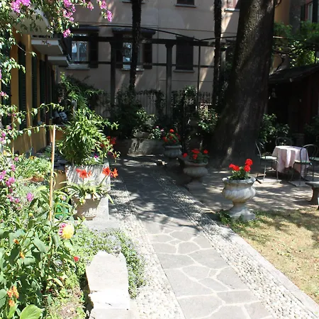 Отель Hotel Centrale Bellagio 3*