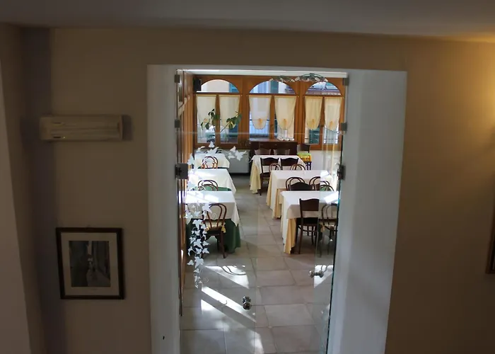 Hotell Hotel Centrale Bellagio 3*